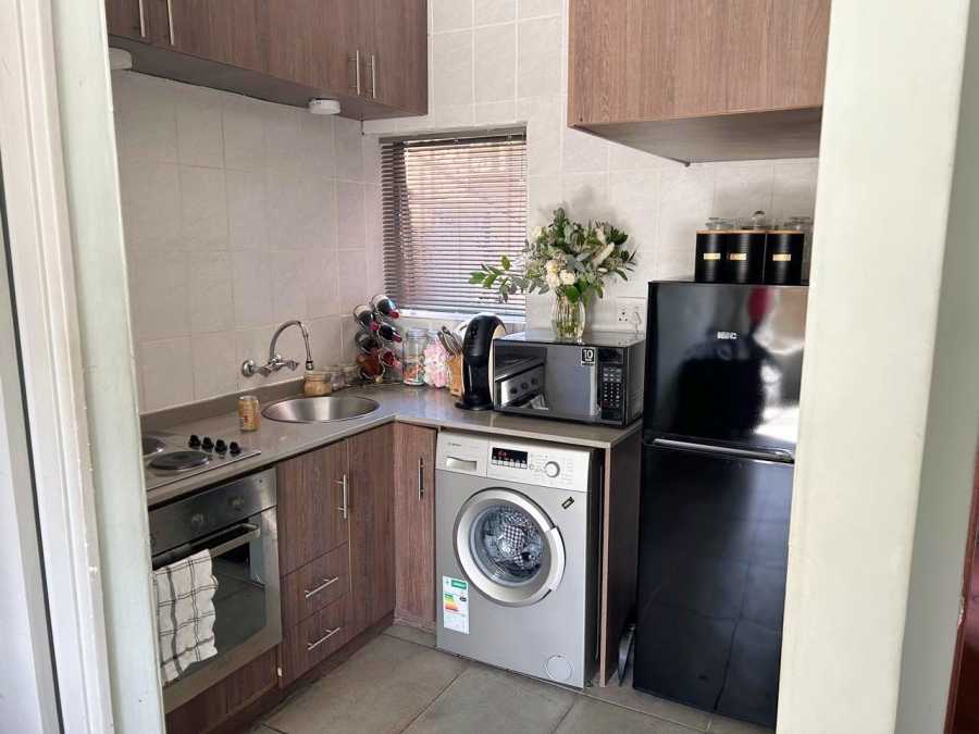 To Let 1 Bedroom Property for Rent in St Dumas Western Cape